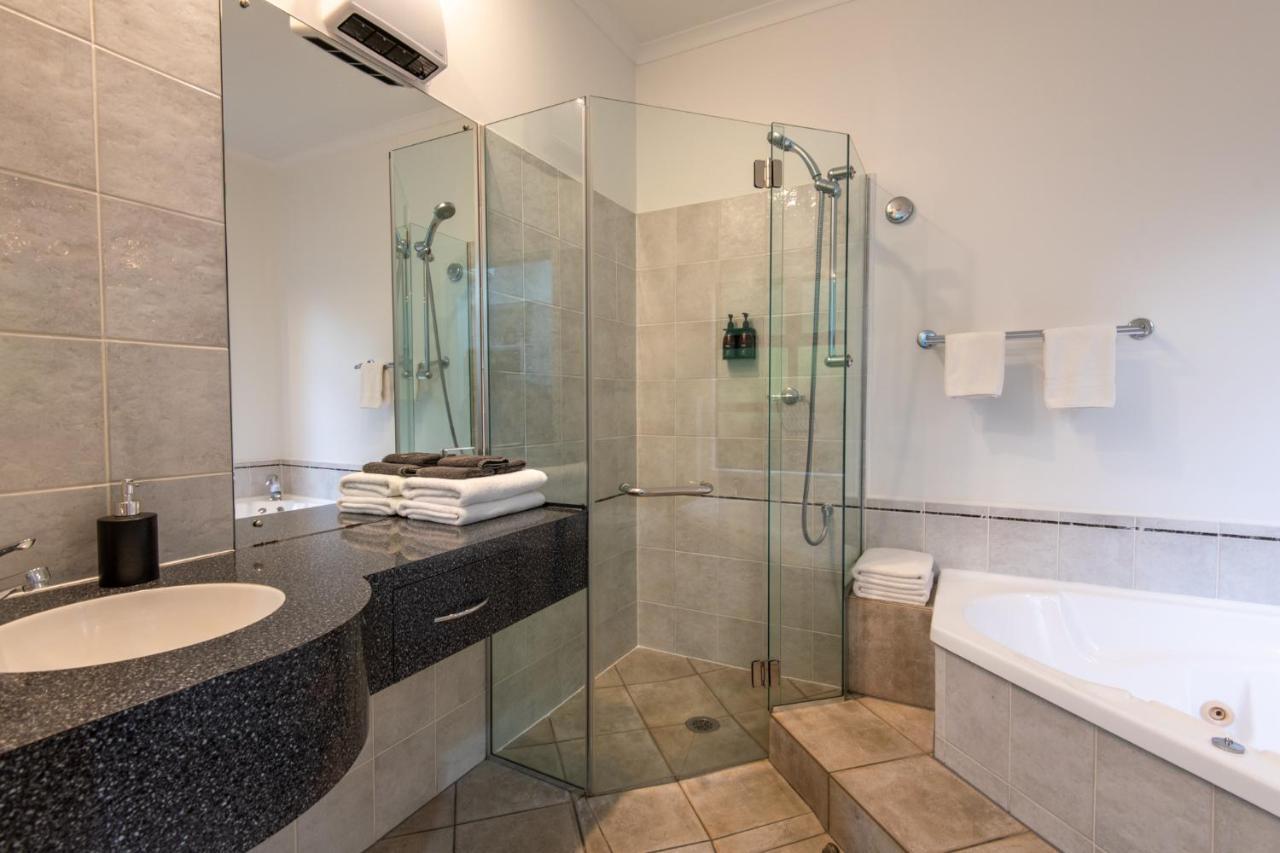 Cambridge Mews Motel Екстер'єр фото