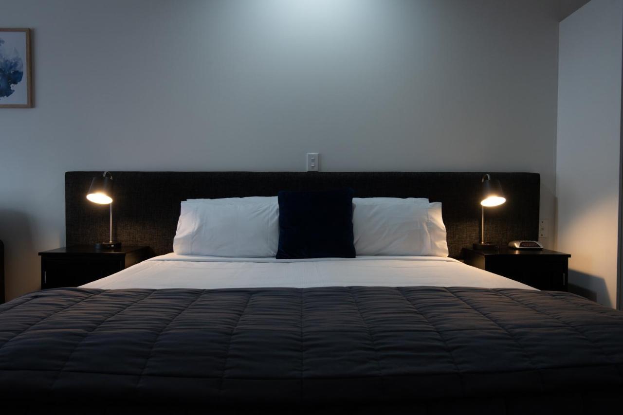 Cambridge Mews Motel Екстер'єр фото