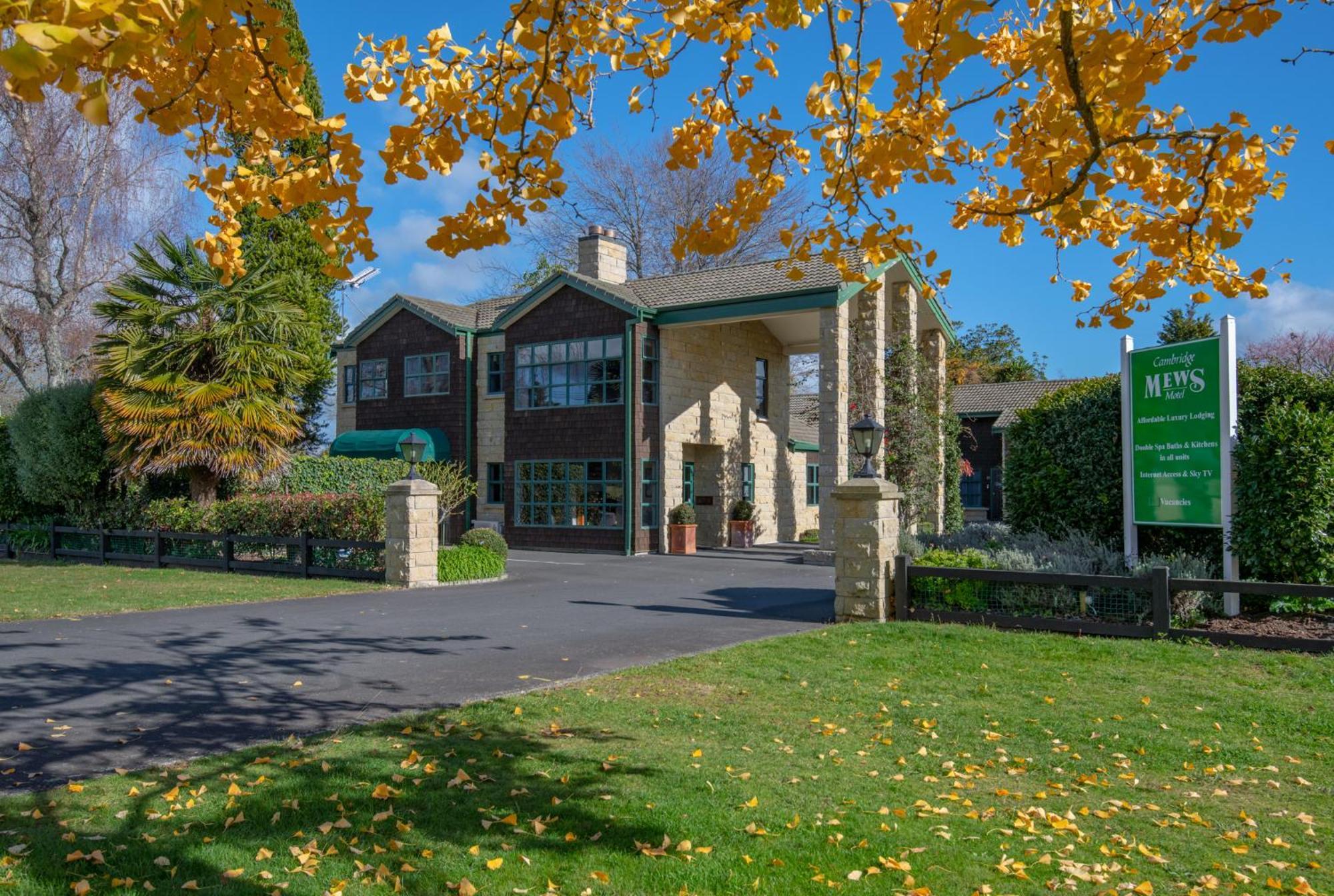 Cambridge Mews Motel Екстер'єр фото
