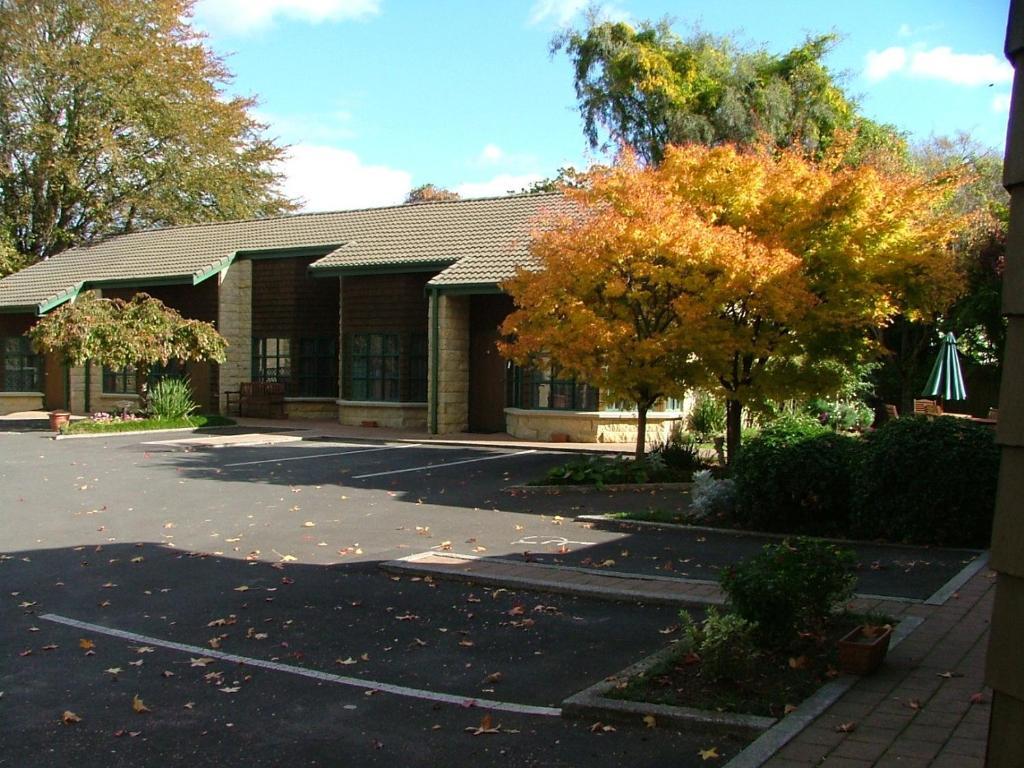 Cambridge Mews Motel Екстер'єр фото