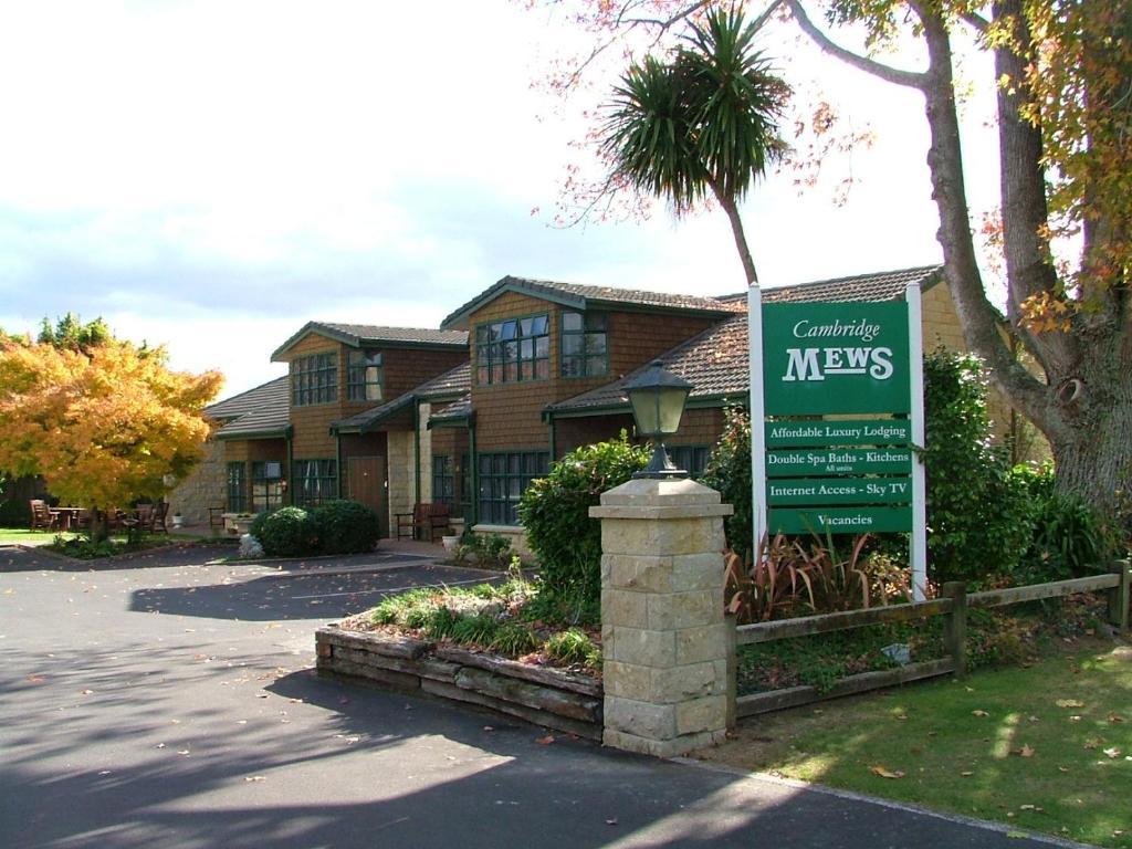 Cambridge Mews Motel Екстер'єр фото