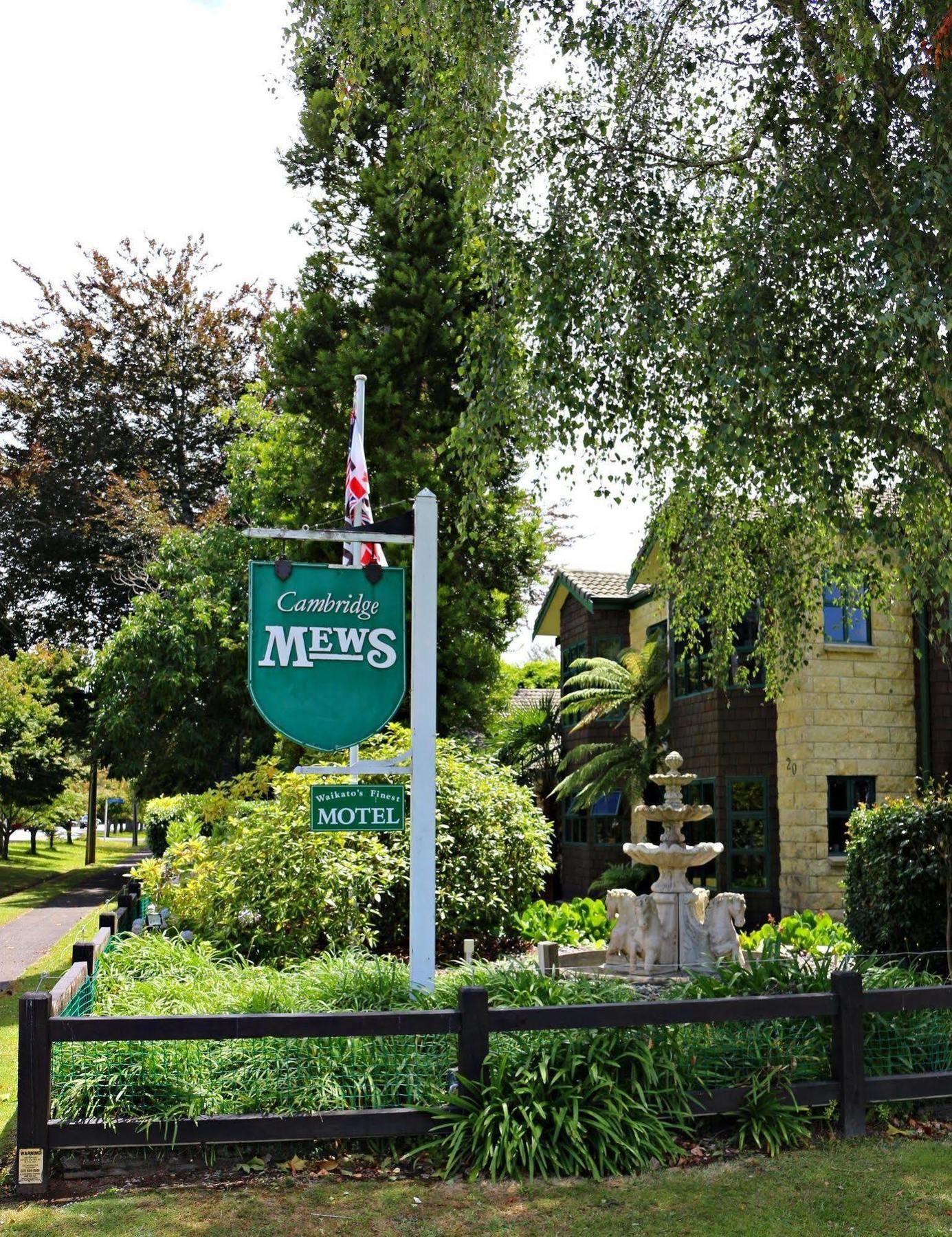 Cambridge Mews Motel Екстер'єр фото