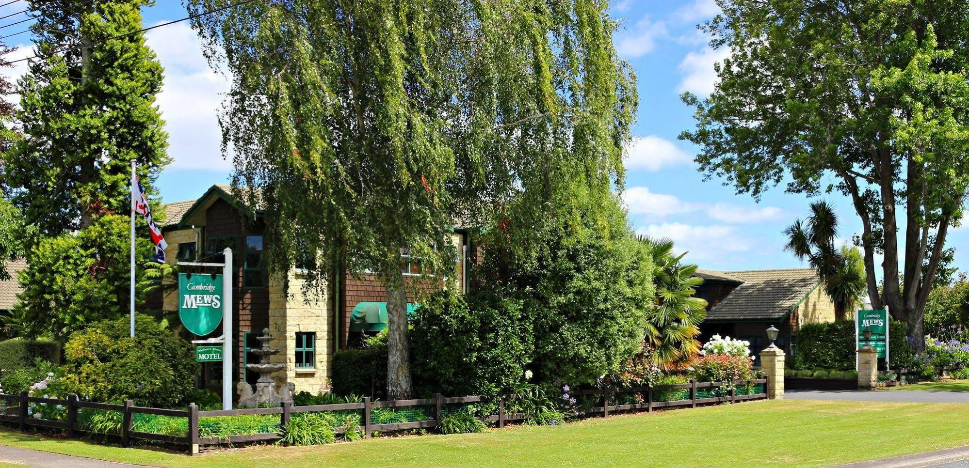 Cambridge Mews Motel Екстер'єр фото