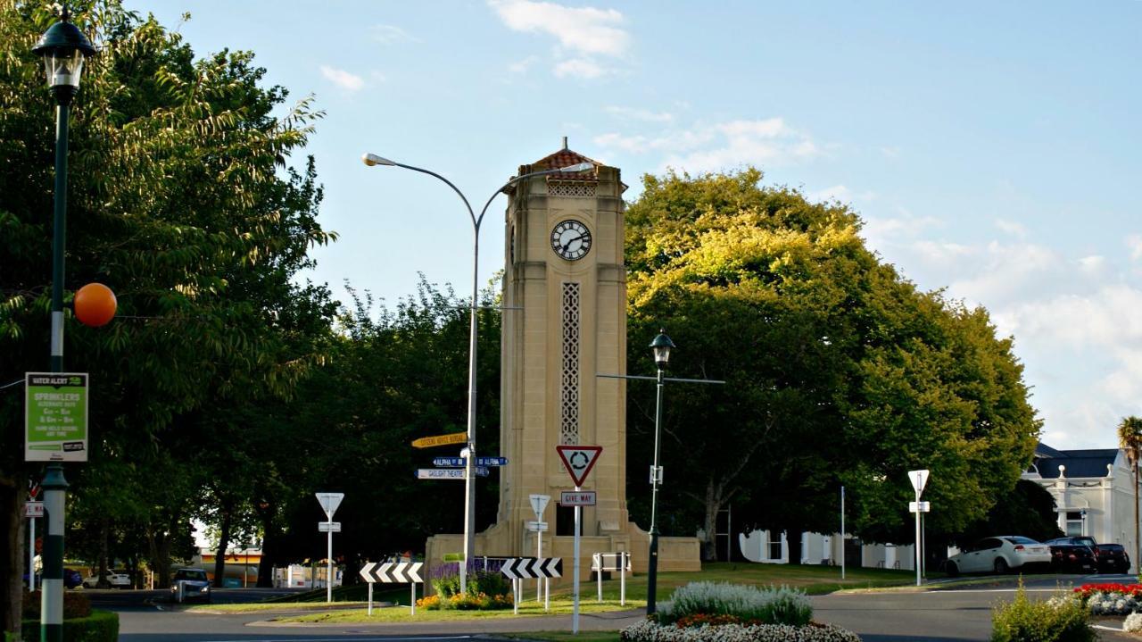 Cambridge Mews Motel Екстер'єр фото
