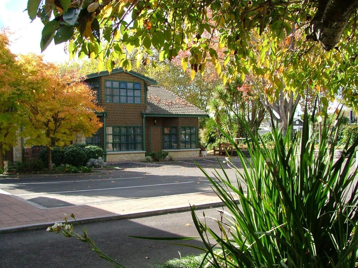 Cambridge Mews Motel Екстер'єр фото